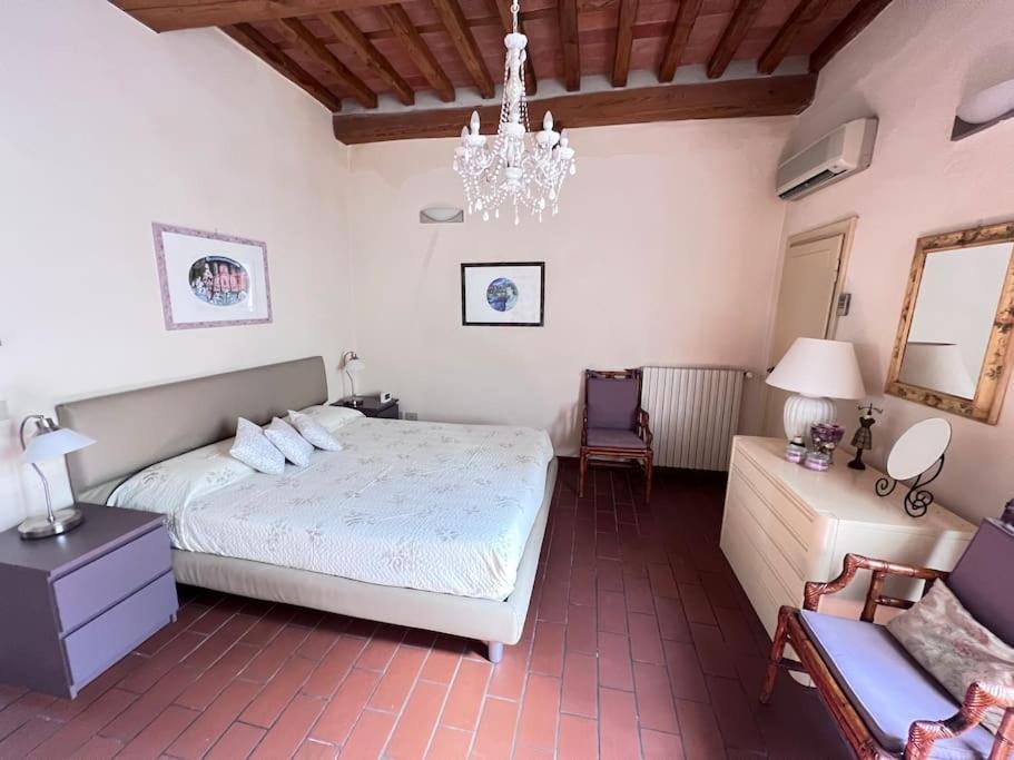 Appartamento Casa Tommaso Lucca Esterno foto